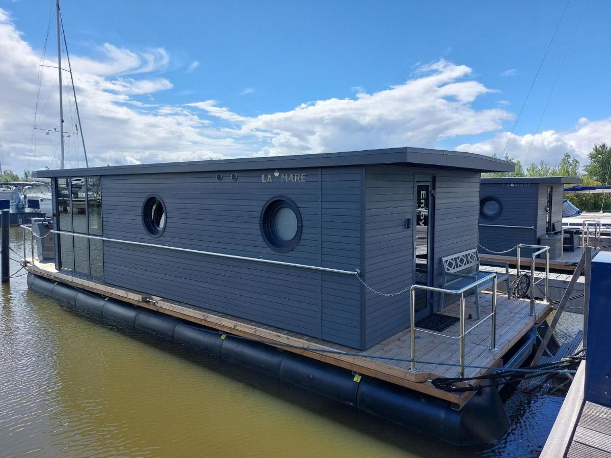 Luxury Houseboat In Volendam Marina Hotel Exterior foto